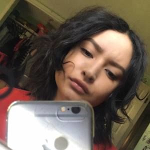 Meet your Posher, Tina